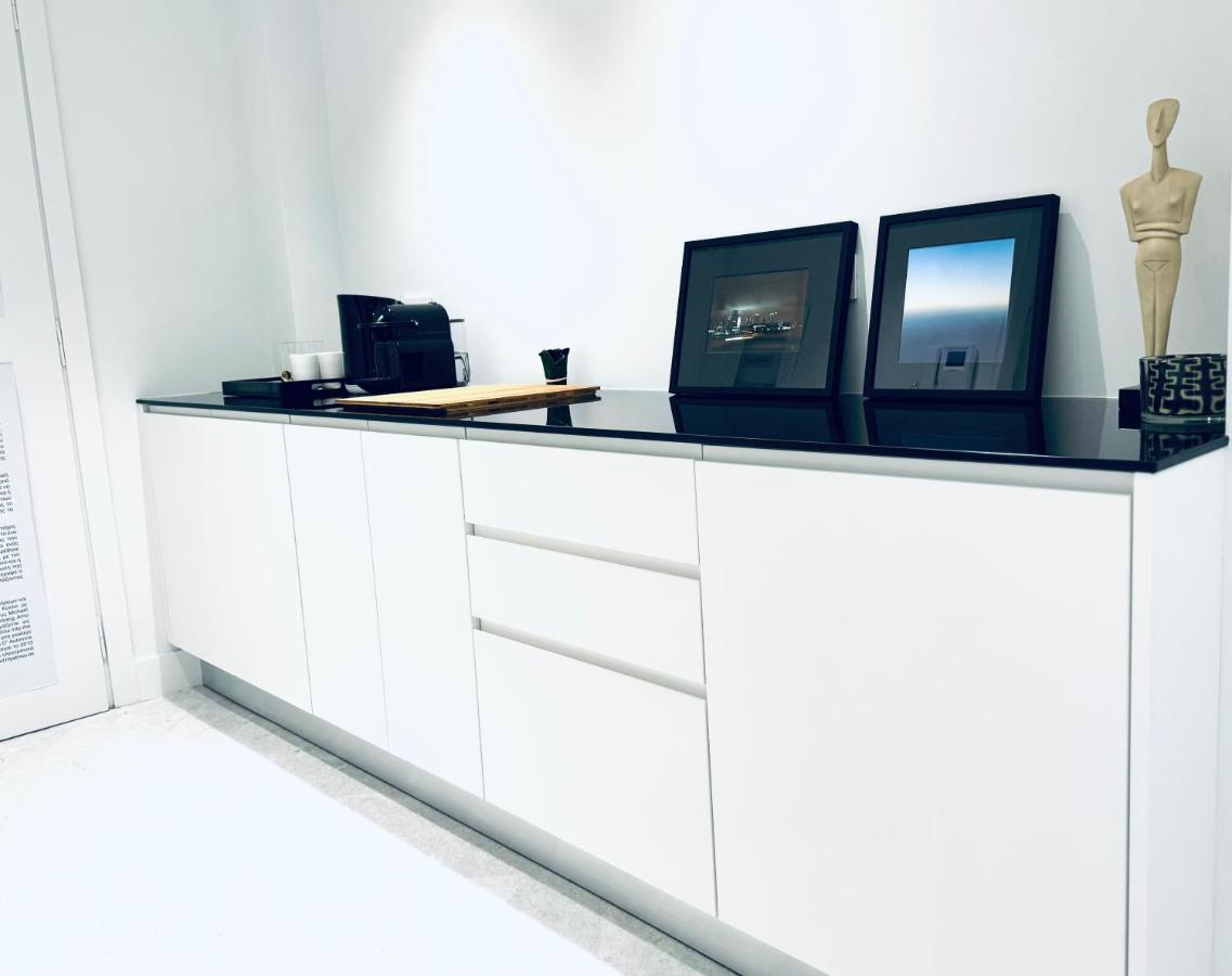 Stylish Central Superior Bedroom In Kolonaki เอเธนส์ ภายนอก รูปภาพ